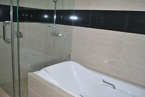 Myanmar Life Hotel