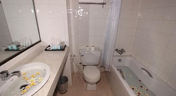 Myanmar Life Hotel