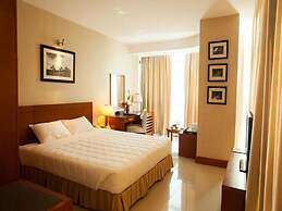River Hotel