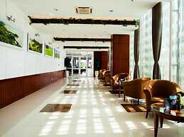 River Hotel