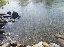 River Hotel