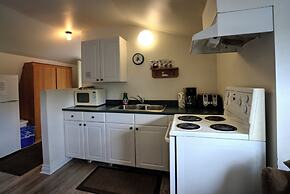 Lakeview Motel