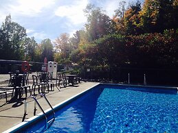 Lakeview Motel
