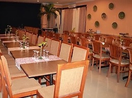 New Siliwangi Hotel & Restaurant
