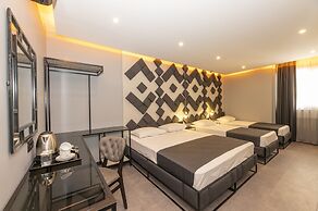 White Palace Hotel