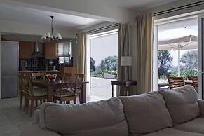 Dialiskari Villas