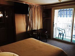 Moulton Hotel