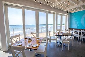 The Quarterdeck Resort