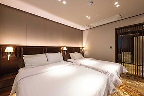 New Chonji Hotel