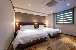 New Chonji Hotel
