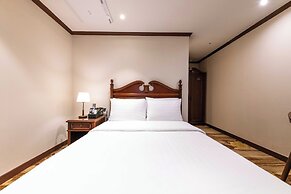 New Chonji Hotel
