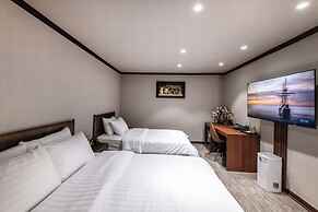 New Chonji Hotel