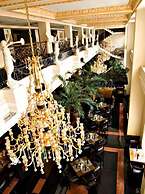 Golden Boutique Hotel Melawai