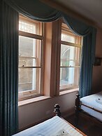 The Macquarie Hotel