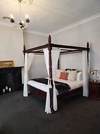 The Macquarie Hotel