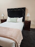 The Macquarie Hotel