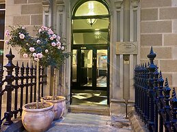 The Macquarie Hotel