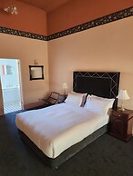 The Macquarie Hotel