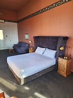 The Macquarie Hotel