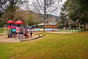Discovery Parks - Bright