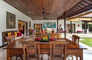 Villa Eight