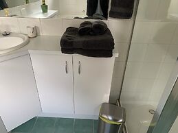 Eltham Retreat Guest House