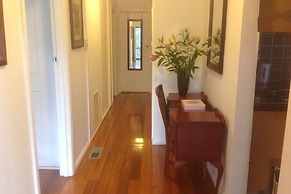 Eltham Retreat Guest House