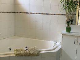 Eltham Retreat Guest House
