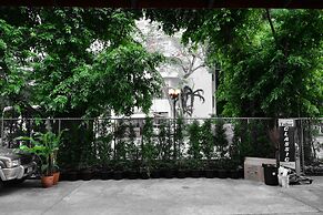 Seedling House