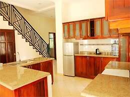 River Ray Estates