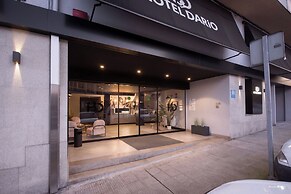 U-Hotel Dario Lugo