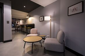 U-Hotel Dario Lugo