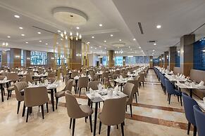 DOBEDAN WORLD PALACE