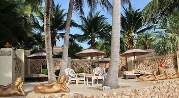Sibaja Palms Sunset Beach Apartment