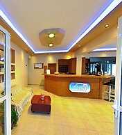 Anetis Beach Hotel