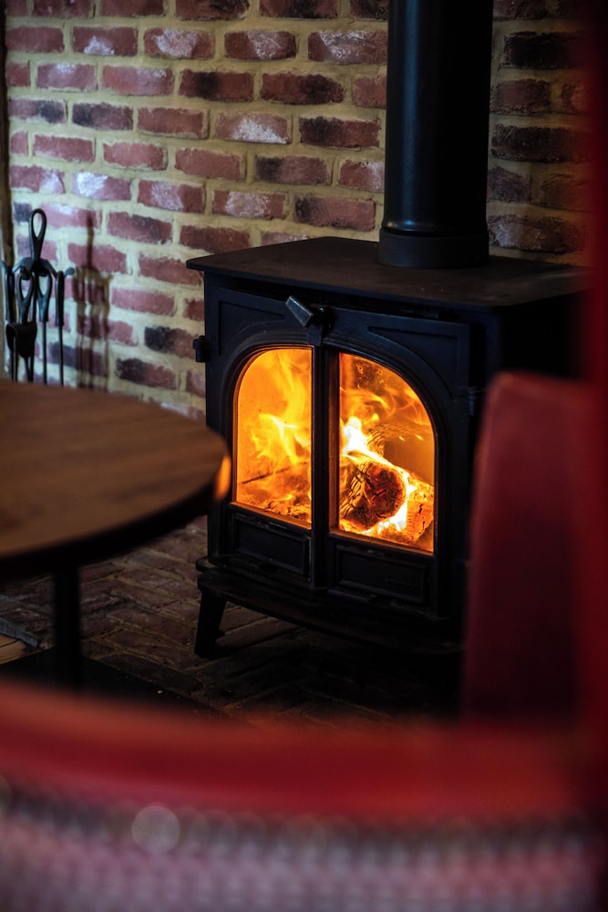 The Cromwell Arms