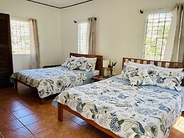 Mariposa Jungle Lodge