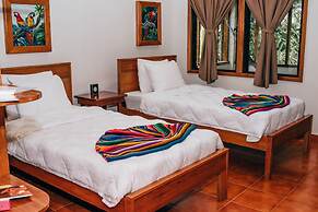 Mariposa Jungle Lodge