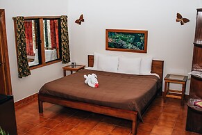 Mariposa Jungle Lodge