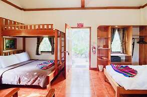 Mariposa Jungle Lodge