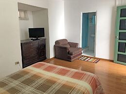 Hostal Latina