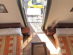 Hostal Latina