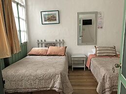 Hostal Latina