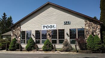 Driftwood Motel