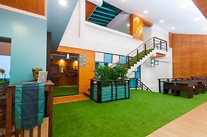 Aukotan Place Hotel
