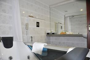 Lake Palace Hotel Trivandrum