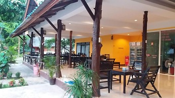 Lanta Sunny House