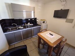 Apart Hotel Quillango