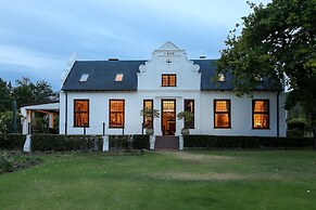 Vredenburg Manor House