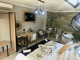 Africa Paradise Airport Boutique Hotel